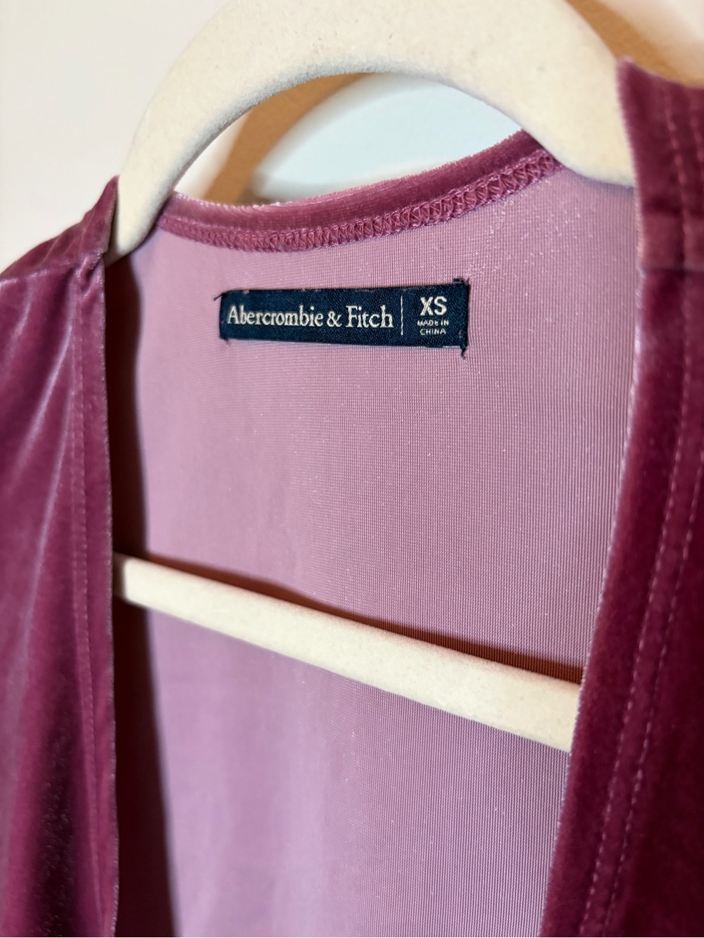 Abercrombie & Fitch Women's Velvet Knot-Front Cardigan - Mauve XS